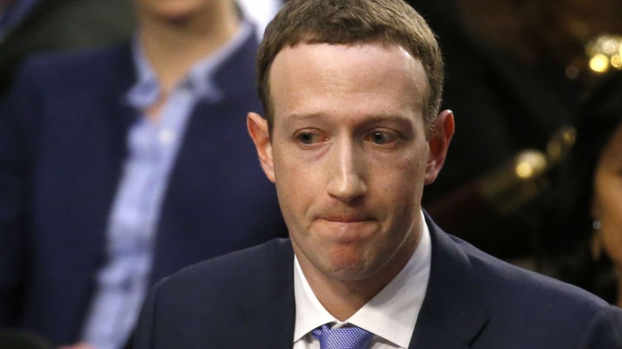 Zuckerberg apologized!