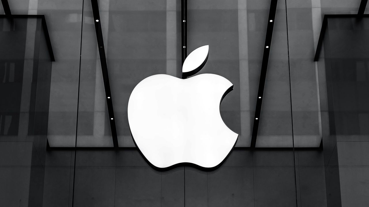 Apple lost 107 billion dollars in 1 day!