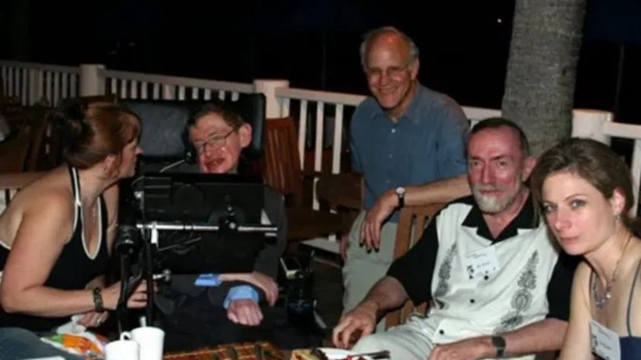 Modern rottenness: Stephen Hawking on the infamy list!