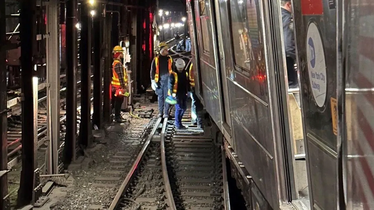 Subway trains collided in New York!