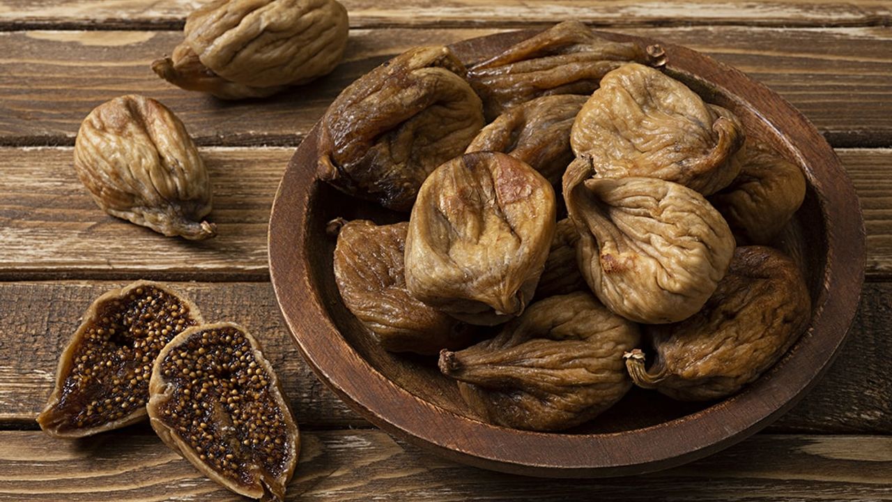 What are the benefits and harms of dried figs? What is dried fig good