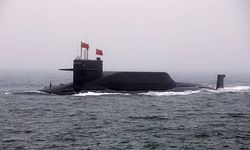 Chinese submarine caught in a trap: 55 sailors died