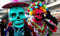 Colorful images at the Festival of the Dead!