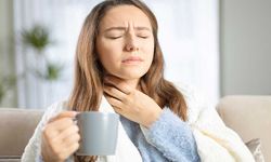 Experts explained: 1 dessert spoon relieves sore throat!
