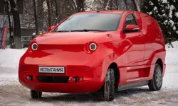 'Tesla killer': Russia's first electric car mocked on social media!