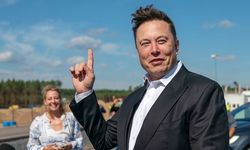 Strange call from Elon Musk!