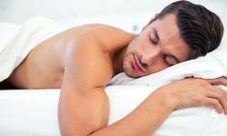Expert advice: Sleeping naked is healthier!