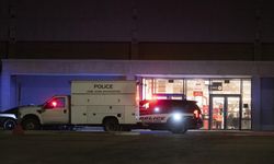 Armed fight in shopping center: 1 dead, 3 wounded