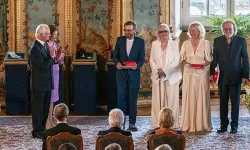 ABBA awarded a Royal Knighthood