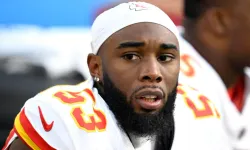 BJ Thompson still unconscious after going into cardiac arrest during Chiefs practice