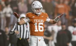 Arch Manning Makes a Splash in His Debut for Texas, Earning High Praise