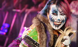 WWE Superstar Asuka Secures Multi-Year Extension Amid Free Agency Buzz