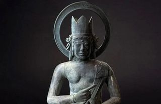 1.5 million dollars worth of statues stolen!