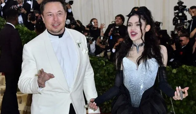 Elon Musk's ex-girlfriend Grimes has set sail for a new love!