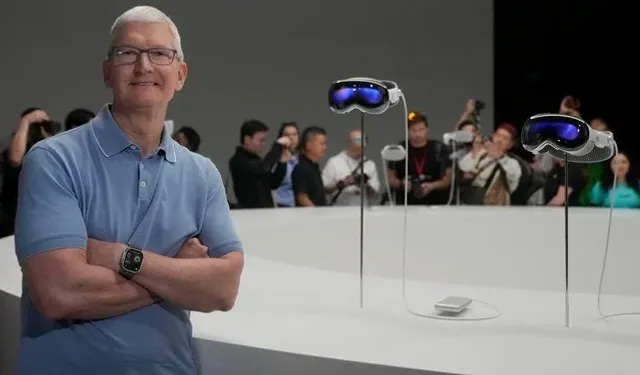 Tim Cook announces Apple Vision Pro release date!