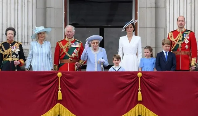 Where is Kate Middleton? Flags at half-mast in the UK? What is happening in the royal family?