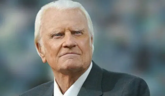 Statue of Rev. Billy Graham unveiled at U.S. Capitol
