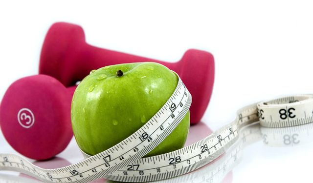 What are the harms of diets that promise weight loss in a short time?