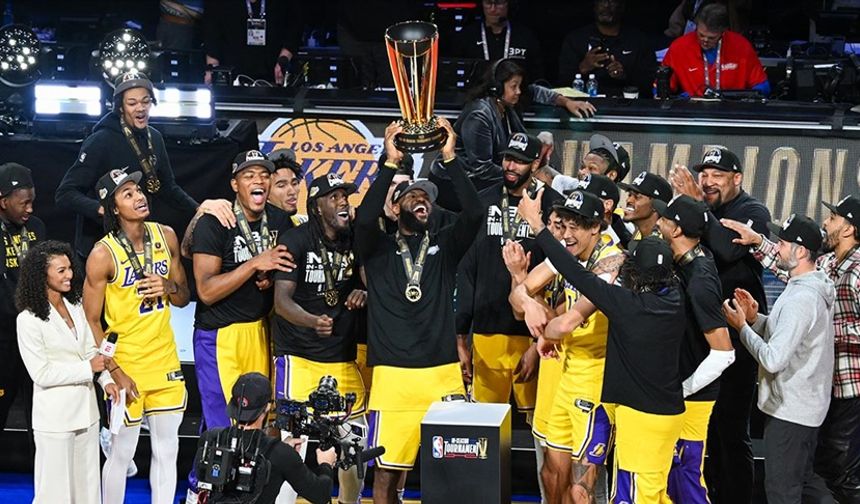 Los Angeles Lakers win the NBA's in-season tournament!
