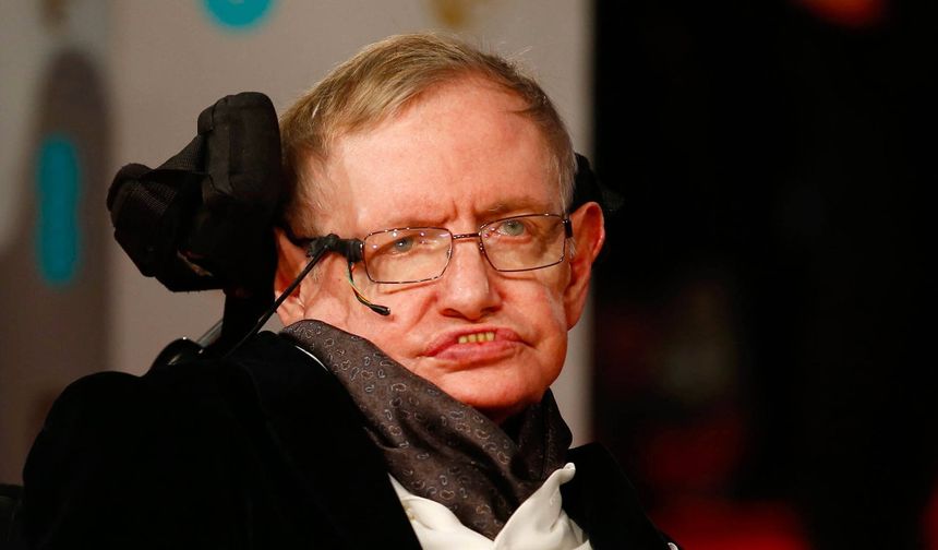 Stephan Hawking warned before he died: It will be the end of mankind!