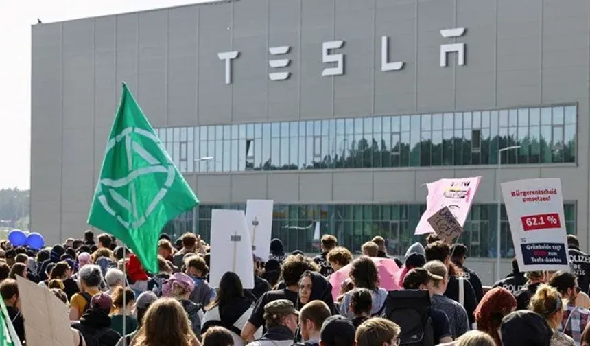 Controversial approval for Tesla