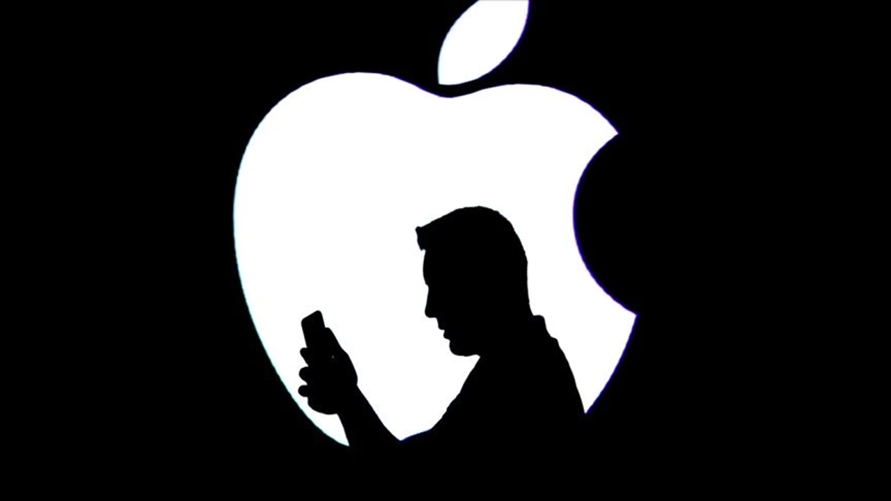 Technology giant Apple's revenue in the July-September period decreased by about 1 percent year-on-year to 89.5 billion dollars.