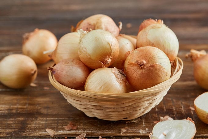 Onion is one of the foods we often use in our kitchen. Onion, which is used in many different ways, is therefore often preferred. 