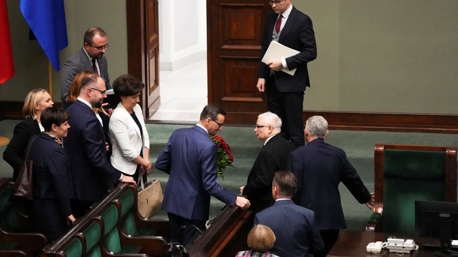 The government lost a confidence vote in the Sejm, the lower house of parliament.

There were 190 votes in favor of the Morawiecki-led government and 266 against.